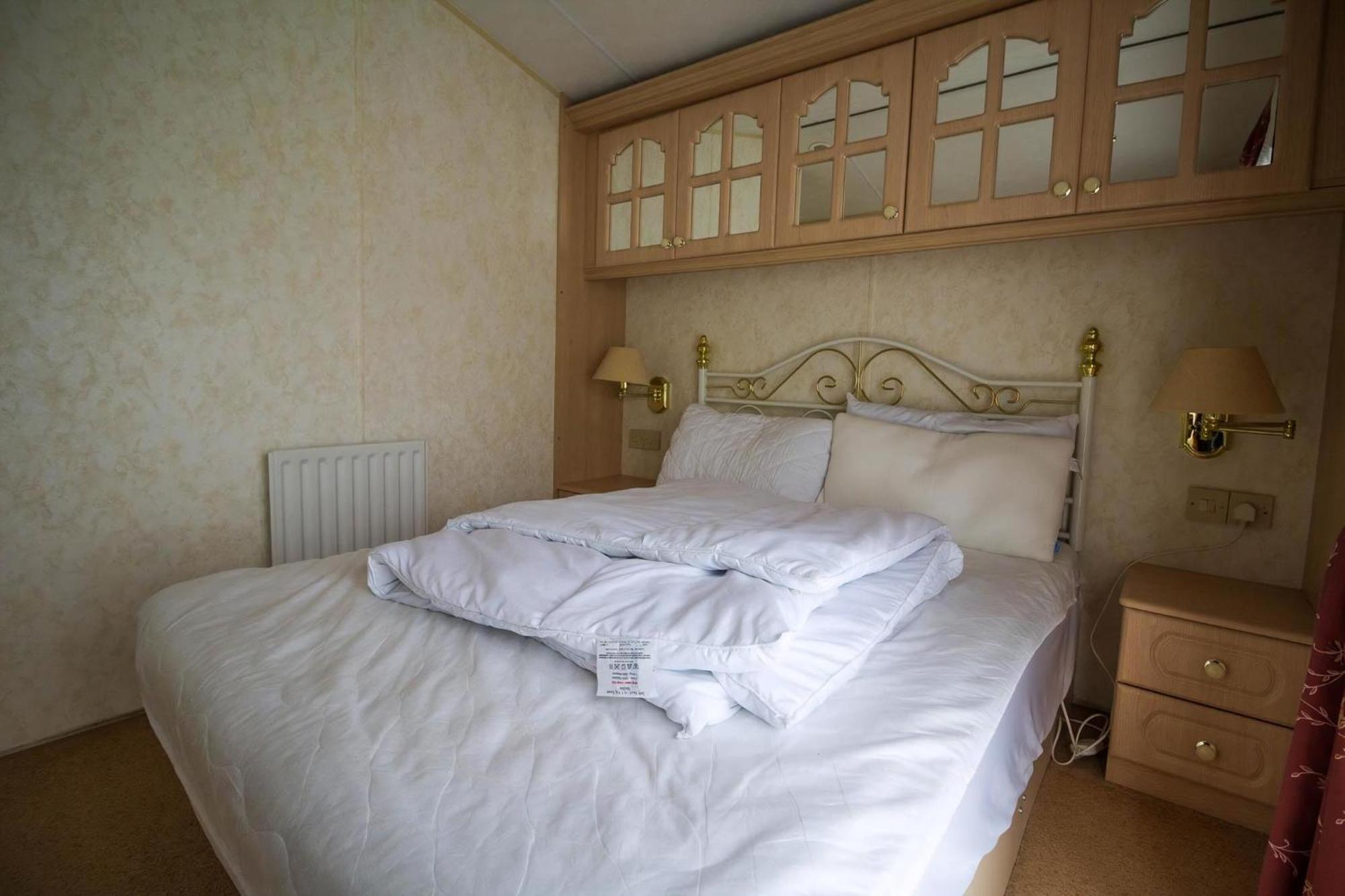 Hotel Brilliant Caravan For Hire At Manor Park In Hunstanton Norfolk Ref 23176K Exteriér fotografie